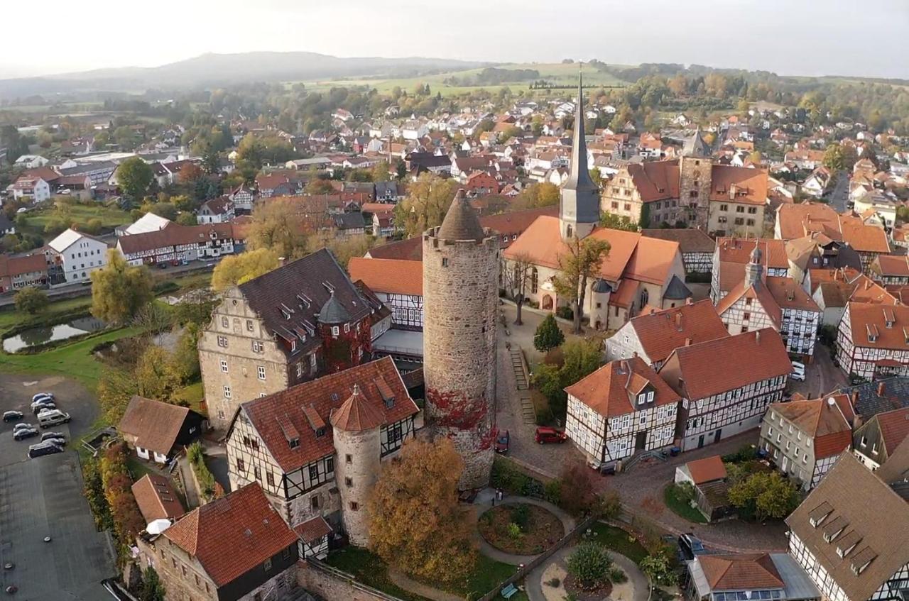Graefin Anna - Design-Apartment In Der Historischen Hinterburg Schlitz - Nahe Fulda Und Bad Hersfeld Экстерьер фото
